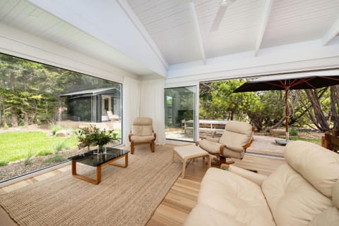 Living room, Garden view