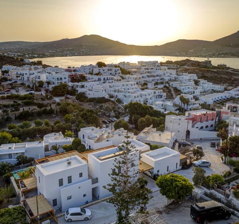 Property building, Neighbourhood, Bird's eye view, Sea view, Location, Sunset