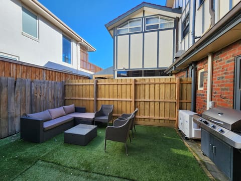 Patio, BBQ facilities, Garden, Garden view