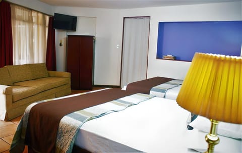 Hotel Puerta del Sol - San Jose Airport Hotel in Heredia Province