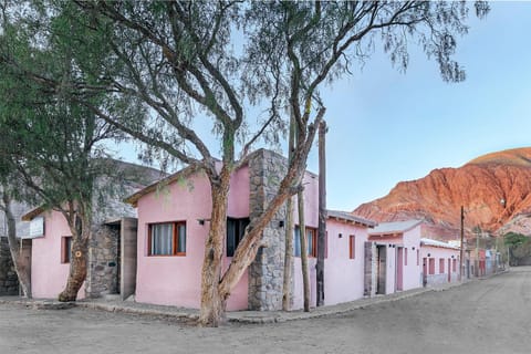 Property building, Day, Natural landscape, Mountain view