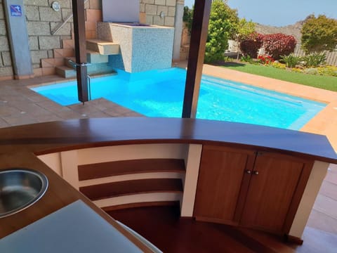Nettes Ferienhaus in Costa Adeje mit Möbliertem Balkon und Meerblick House in Costa Adeje