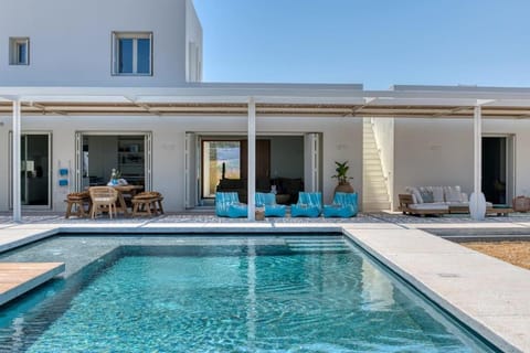 Villa Lámpsi - Spacious & modern Villa in Paros, Greece