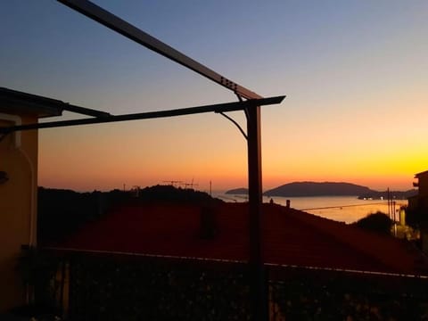 La Terrazza sul Golfo dei Poeti con vista mare Apartment in La Spezia