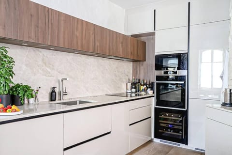 Kitchen or kitchenette, dishwasher, pet friendly, stove