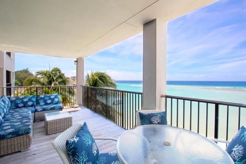 Beachfront Luxury with Incredible Ocean Views apts Condo in Oistins