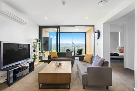 Valley View Apartment with Mountain Views & Wi-Fi Apartment in Auckland