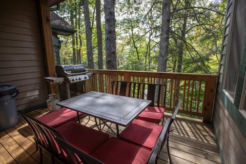 Echota Haus House in Watauga