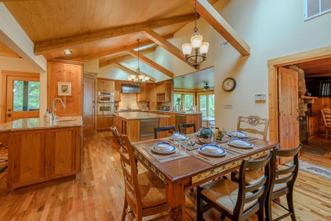 Graystone Cottage Maison in Watauga