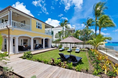 Stylish Beachfront Villa with Plunge Pool - Still Fathoms villa Villa in Saint James