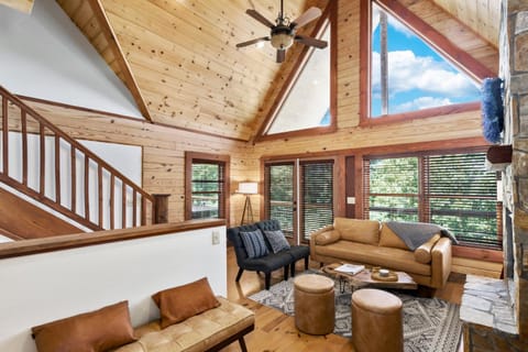 Mountain View Retreat Haus in Caldwell