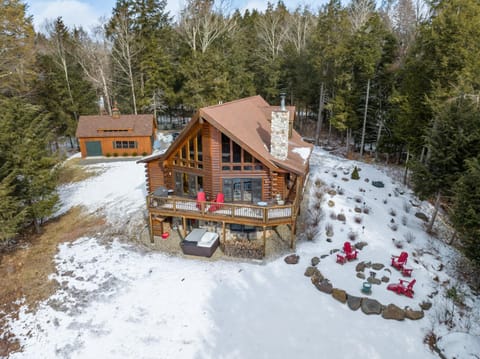 Beautiful Chalet, mins to Hunter/Windham slopes Chalet in Hudson Valley