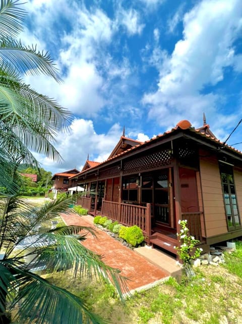 Property building, Garden, Garden view