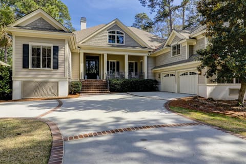 102 Baynard Cove Sea Pines Harbourtown House in Hilton Head Island