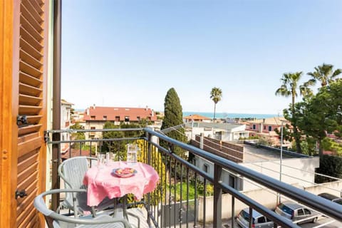 View (from property/room), Balcony/Terrace, Sea view