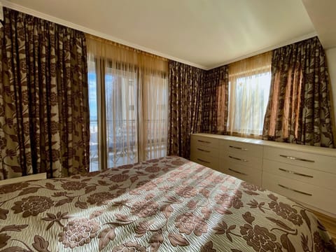 Luxurious 2 BR Appt at the Black Sea Coast Apartment in Sunny Beach