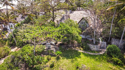 Kasuku Villa, Warandale Cottages House in Diani Beach