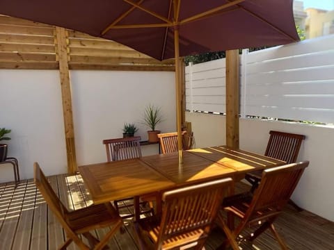 Balcony/Terrace, Dining area