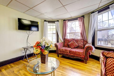 Pet-Friendly Springfield Vacation Rental! Apartment in Springfield