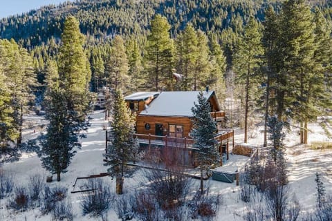 Warm And Luxurious Private Breckenridge Cabin Retreat W Hot Tub Blue River Hideaway By Boutiq House in Blue River