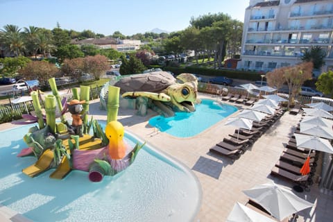 Mar Hotels Playa de Muro Suites Hotel in Pla de Mallorca