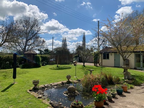 The Nest at Walnut Cottage House in Taunton Deane