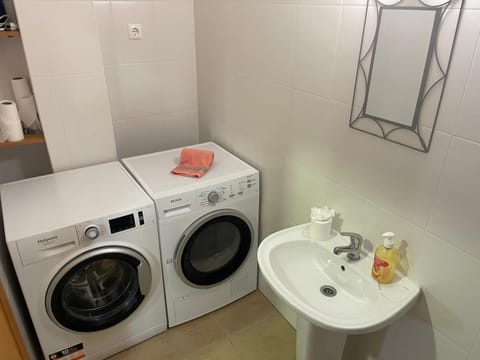 towels, washing machine, dryer