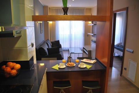 Kitchen or kitchenette, Living room