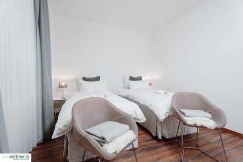 Aasee Apartment in top Lage 80m² mit 2 Schlafzimmern Condo in Münster