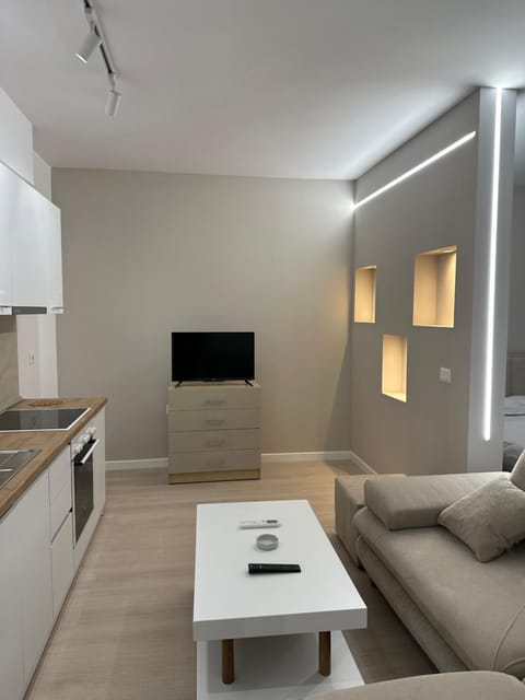 TV and multimedia, Kitchen or kitchenette, Living room