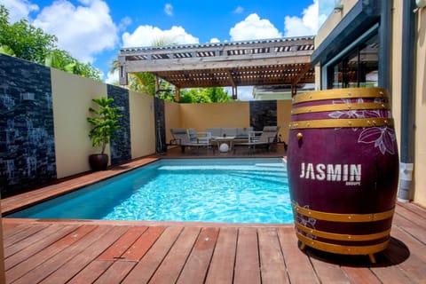 Villa Jasmin Standing Piscine Chauffee 4 Ch 9 Pers Villa in Guadeloupe