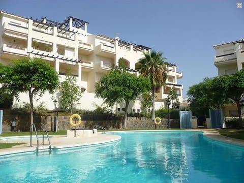 Property building, Pool view