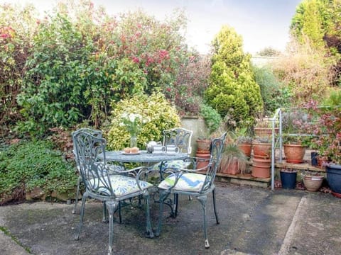 Patio, Balcony/Terrace, Dining area, Garden view