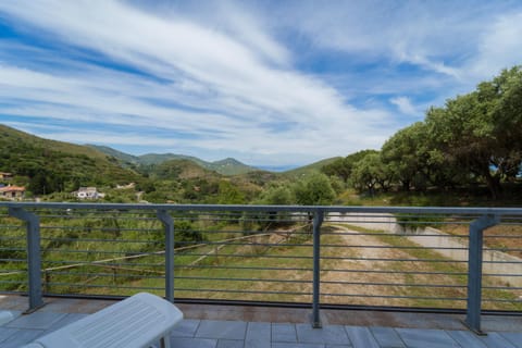 Casa Francesca a Rio - Goelba House in Tuscany