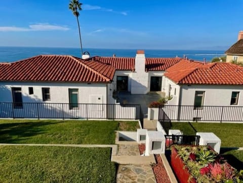 OCEAN VIEW ESTATE House in Playa Del Rey