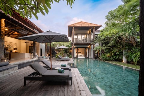 Property building, Pool view, Swimming pool
