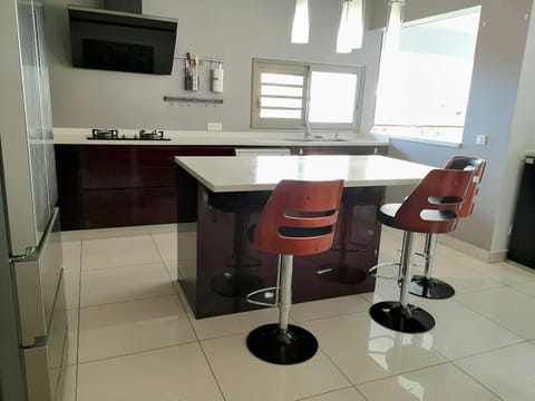 Kitchen or kitchenette, Dining area, kitchen