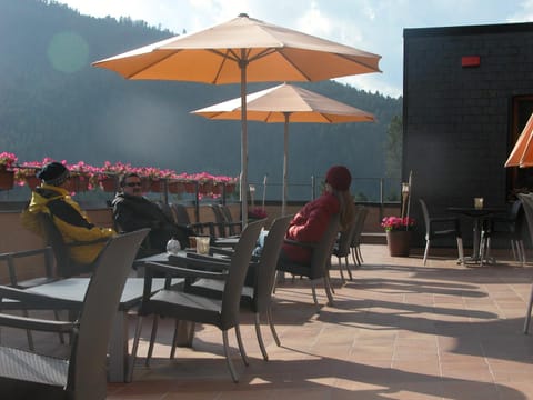 Balcony/Terrace, Mountain view