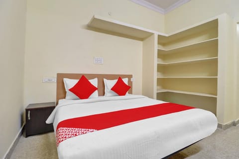80983G RBS Square Langer Houz Hotel in Hyderabad