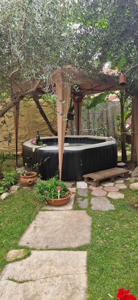 Hot Tub, Garden view, Pool view, Swimming pool, Swimming pool