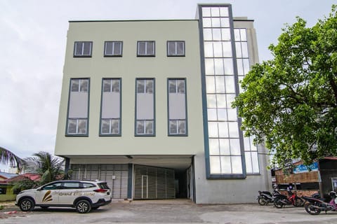 Property building, Facade/entrance