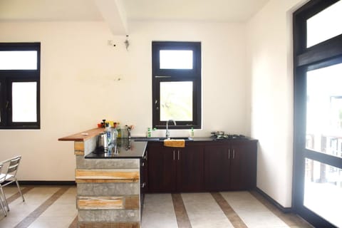 Kitchen or kitchenette, Communal kitchen