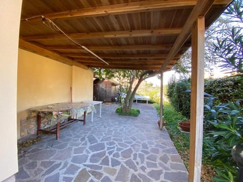 SANCA - 7 posti letto con giardino Condo in San Vincenzo