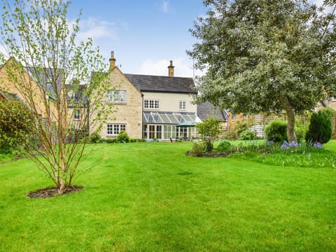 Barebones Farm House in Winchcombe