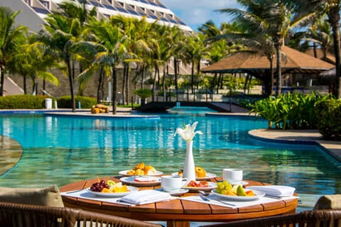 Food, Swimming pool, Breakfast