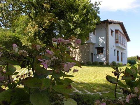 LA CASONA Encanto Rural - ApartaHotel SPA Llanes Apartment hotel in Cantabria