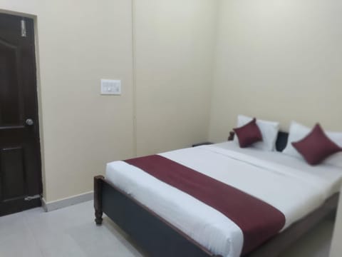 VRS Residency Hotel in Mysuru