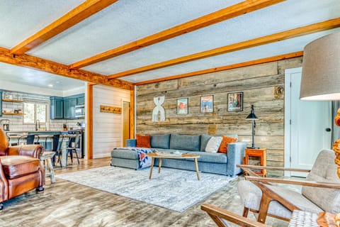 A Slice of Sunriver House in Three Rivers