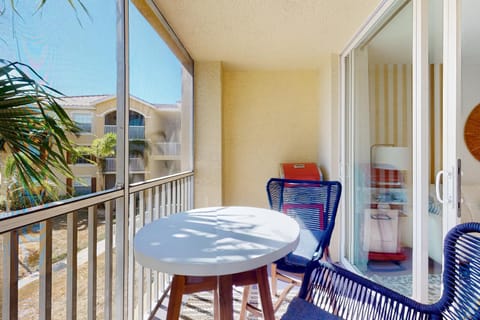Beach Sunflower, Unit #516 Condo in Fort Myers