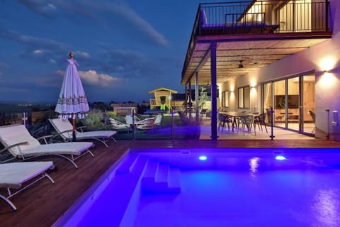 Property building, Patio, Night, Natural landscape, View (from property/room), Balcony/Terrace, Pool view, Swimming pool, sunbed